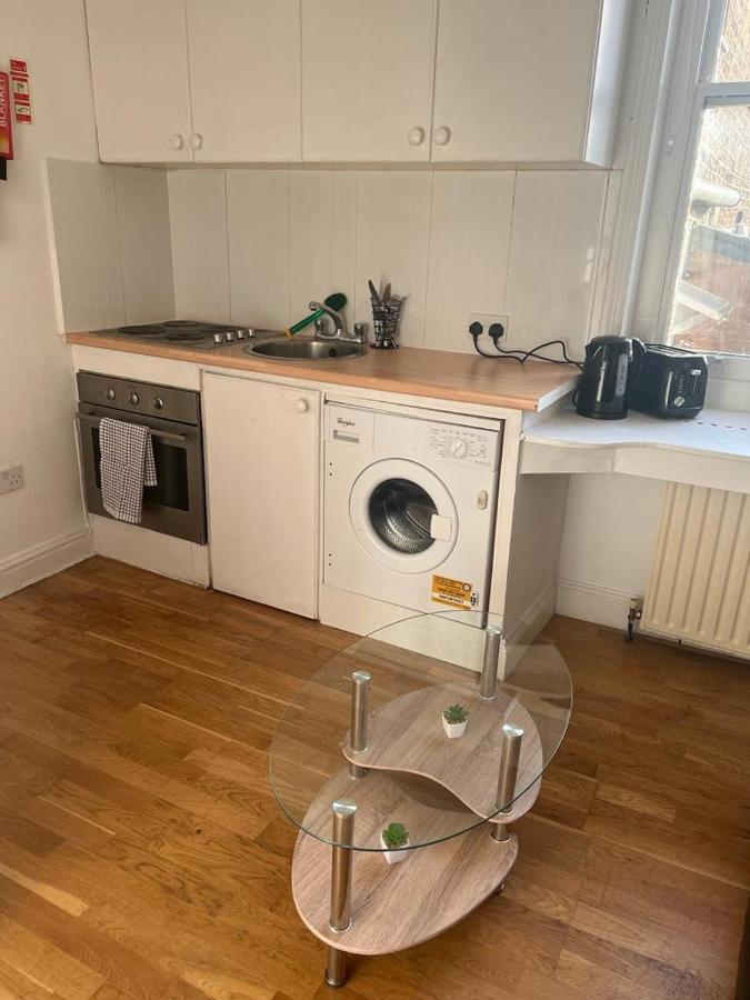 Lovely First Floor Flat-2 Лондон Экстерьер фото