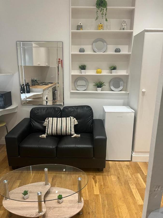 Lovely First Floor Flat-2 Лондон Экстерьер фото
